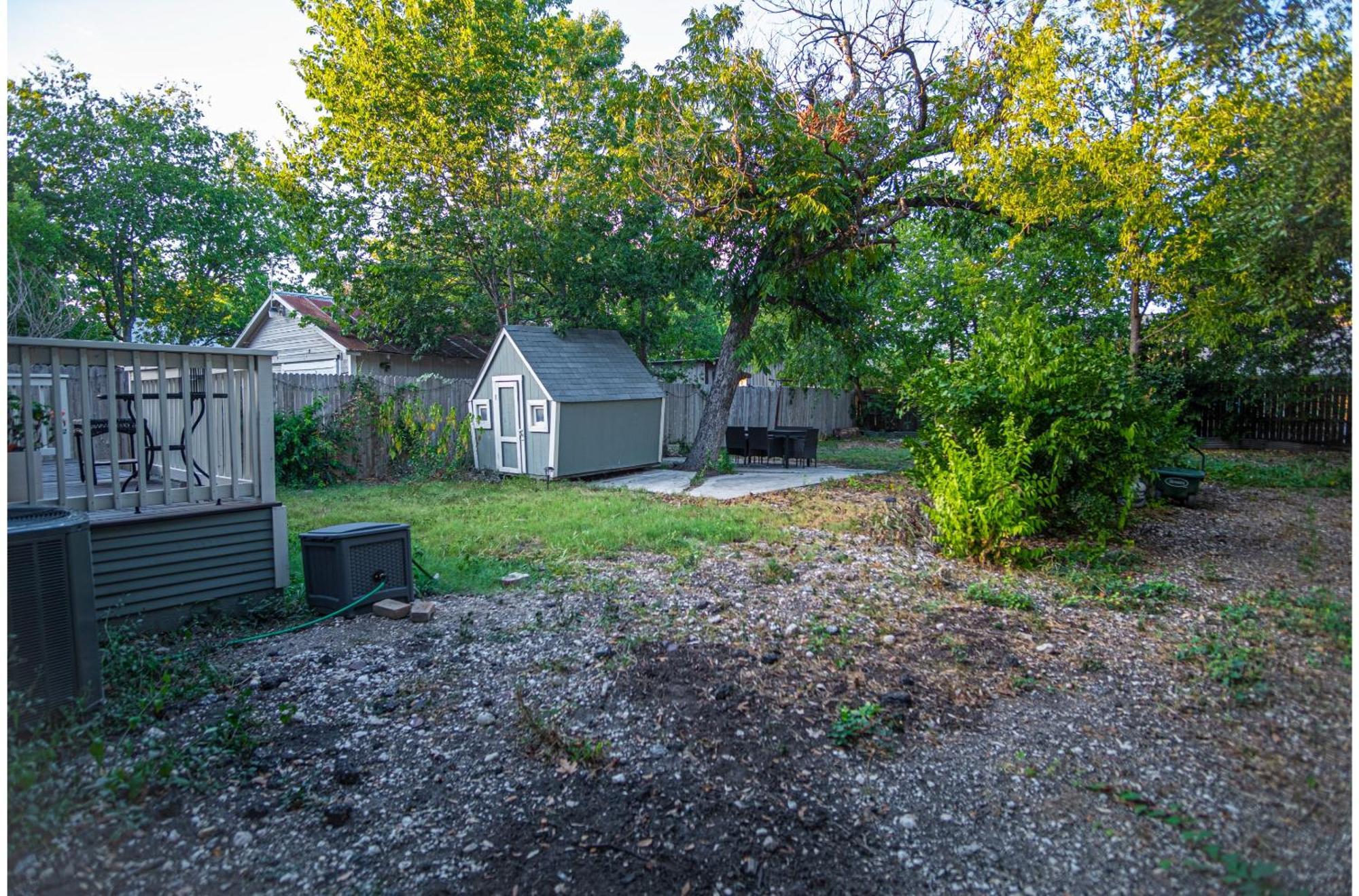 Chic Downtown Farmhouse With Garden And Bbq Grill ซานอันโตนิโอ ภายนอก รูปภาพ